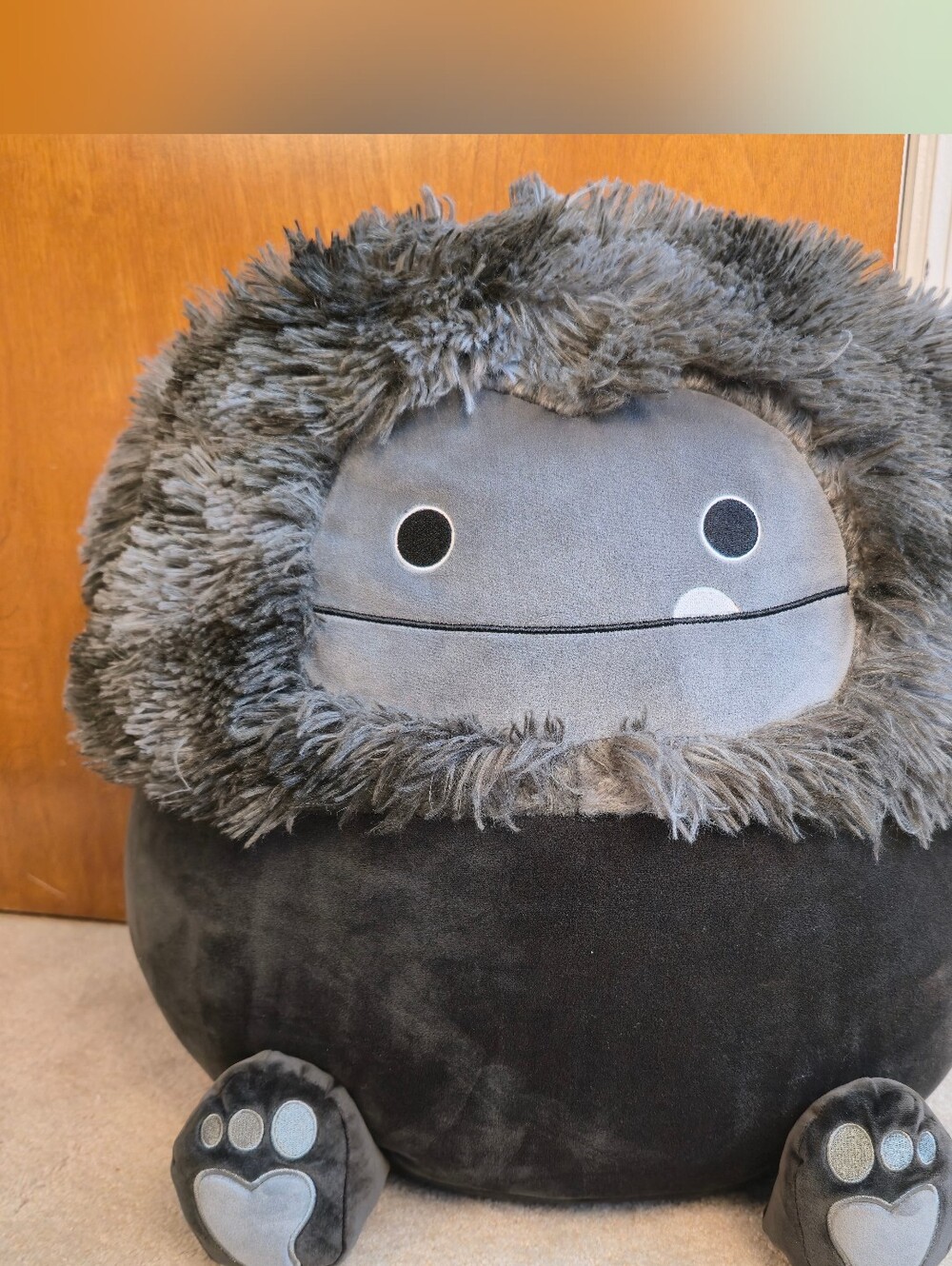 16-18” Wallis Bigfoot Black Gray Tie-dye Mane Squishmallows Stuffed Plush Toy - Picture 7 of 13